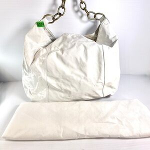 Chic White Leather Hobo Bag with Gold Chain